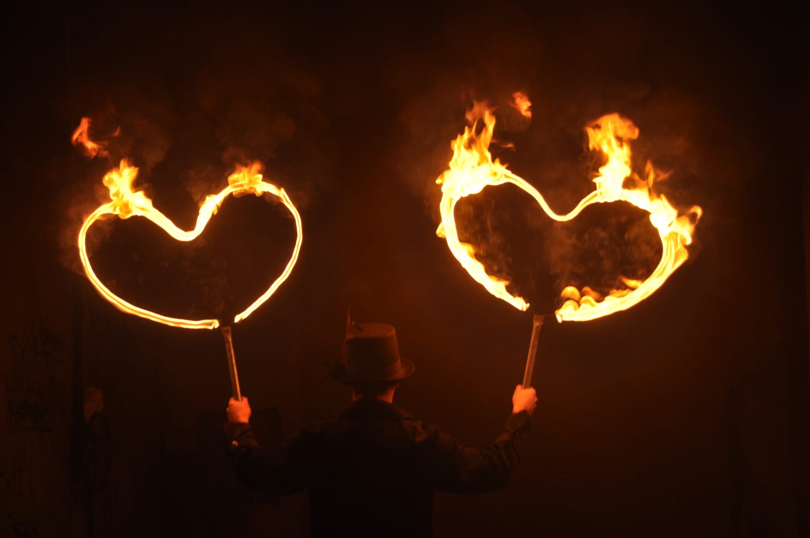 Tanz mit dem Feuer - einzigartige Feuershows für Ihr Event